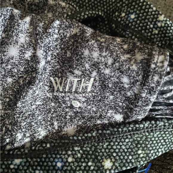 Peloton Wear It To Heart Girls Night Out Sparkle Space Sports Bra SZ S - Picture 4 of 5